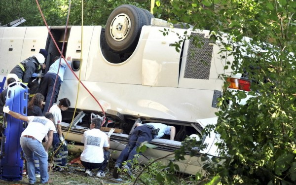 Súlyos buszbaleset Londonban