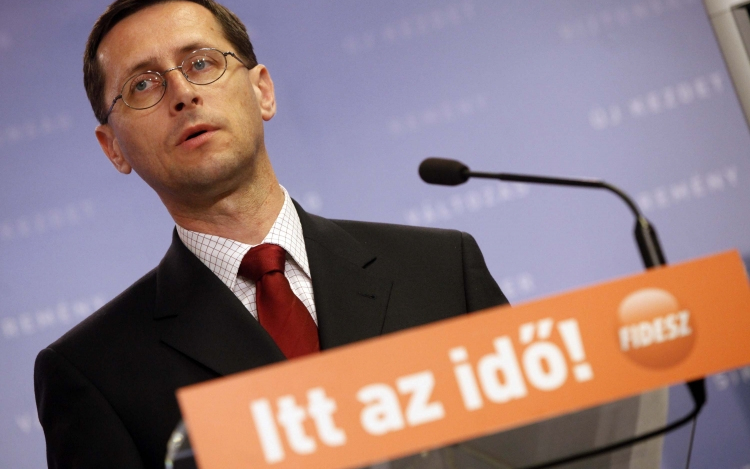 Varga Mihály a technikai együttműködésről tárgyalt az IMF-fel