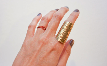 Készíts magadnak trendi gyűrűt!