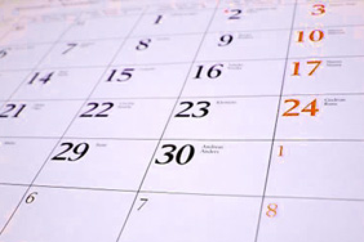 2013: sok hosszú hétvége, különösen hosszú karácsony