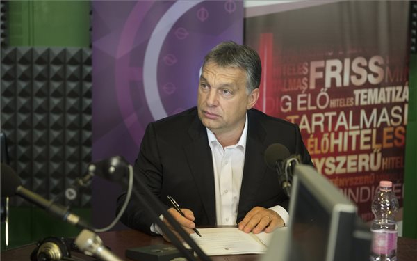 Orbán: vész- és óvintézkedésként indokolt a bejelentett zárolás