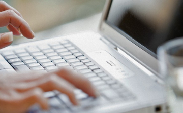 Intel: egy céges laptop elveszetése átlagosan 2,4 millió forint kárral jár