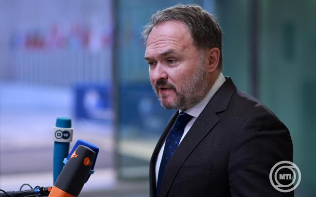 Uniós biztos: Európának most végleg le kell állítania az orosz gáz vásárlását