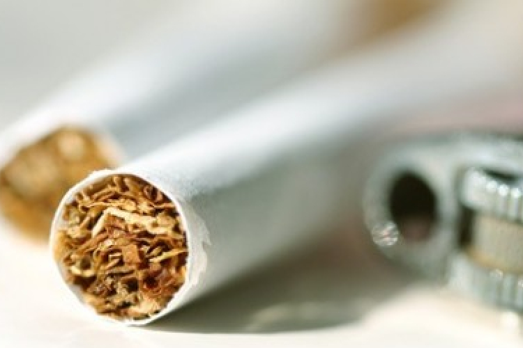 Vámhatósági engedéllyel lehet csak cigarettát árulni