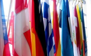 Huszonhárom nyelven beszél egy 16 éves fiú