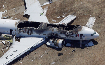 Amerikai légi baleset - A kínai média a fiatal áldozatokra emlékezik