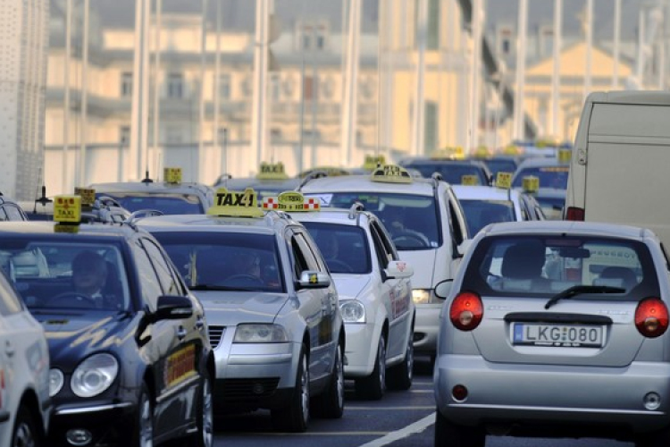 A budapesti taxisok hatodánál találtak kifogásolnivalót