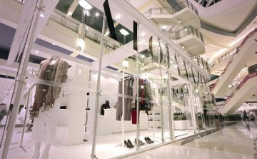 Loja Vazia- Egy ruhabolt, ahol a te ruháid vannak