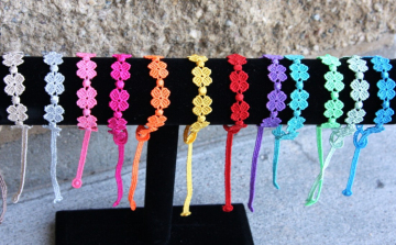 Hódít a csipke karkötő