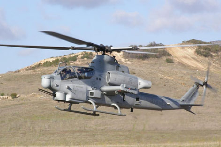 Harci helikoptert tört össze a Top Gear stábja