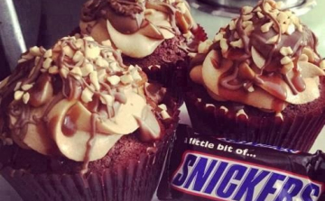 Snickers muffin