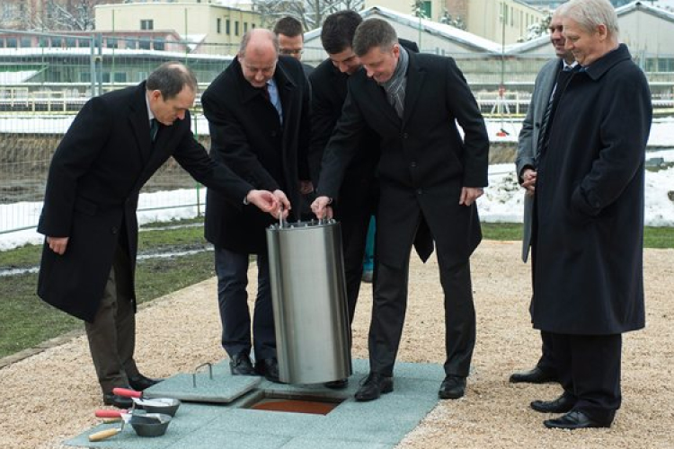 Letették az új Fradi-stadion alapkövét, elkezdődött a bontás