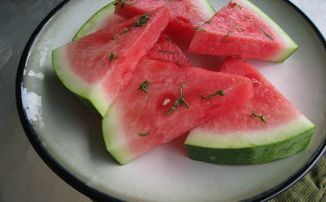 Friss, üdítő dinnyés receptek!