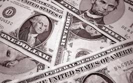 Viszik a magyar dollárkötvényt, Martonyi szerint tévedhettek a hitelminősítők