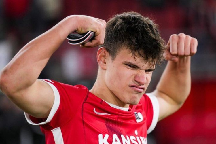 Premier League - A liga honlapja szerint Kerkez Európa egyik legjobb szélső védője lehet