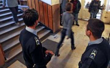 TASZ: nincs helye rendőröknek az iskolában