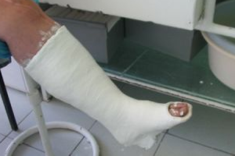 Vagyont kapott kártérítésként bokaficamért egy elítélt