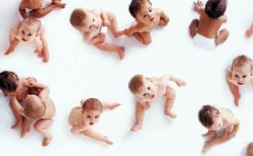 Először a briteknél lesz háromszemélyes lombikbébi-program