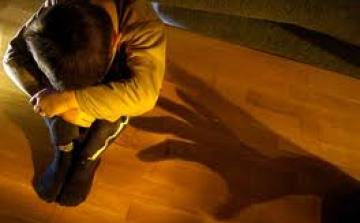 A romániai gyerekek csaknem kétharmada állítja, hogy verik otthon