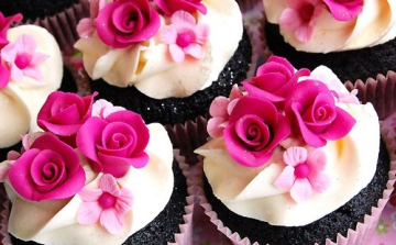 Papír rózsa készítés díszítéshez