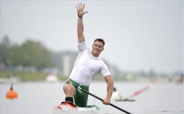 Kajak-kenu Vk - Tizennyolc magyar érem Szegeden