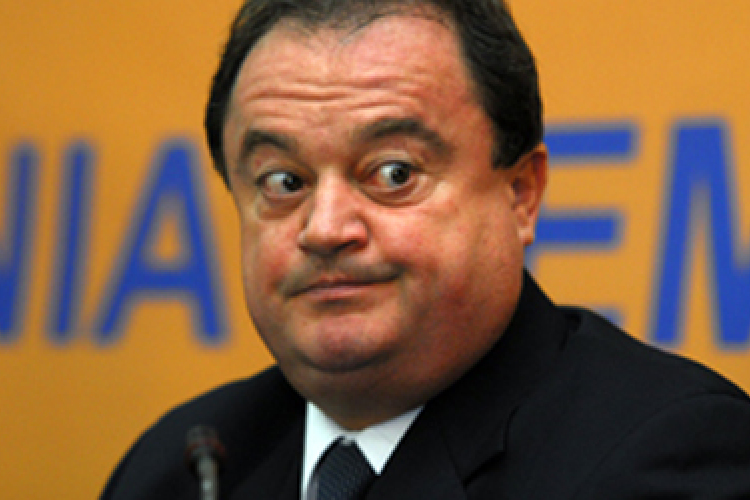 Blaga ellenzi Vona Gábor beengedését Romániába