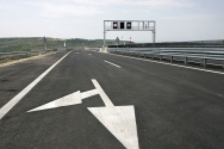 E-útdíj: július 1-ig elindul a rendszer