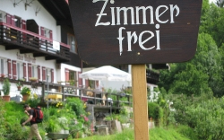 Szmetana: újra kell formálni a helyi adók rendszerét