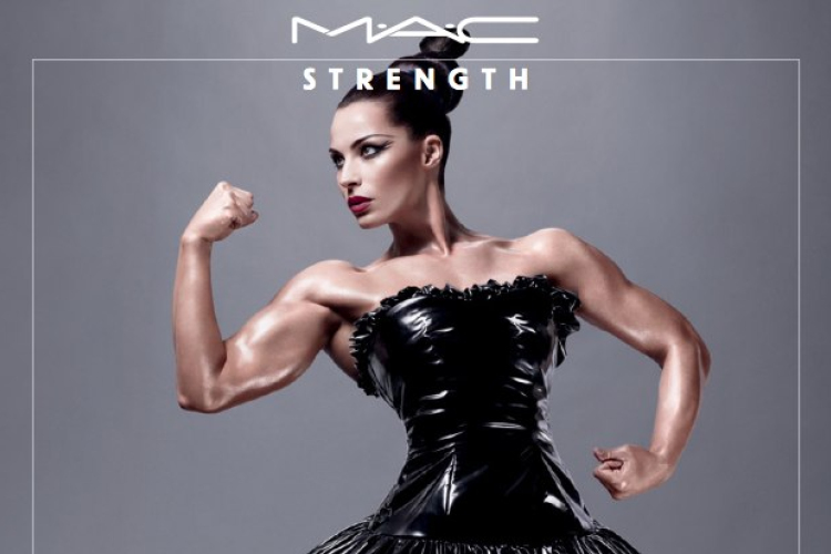 Testépítő sminkkollekció