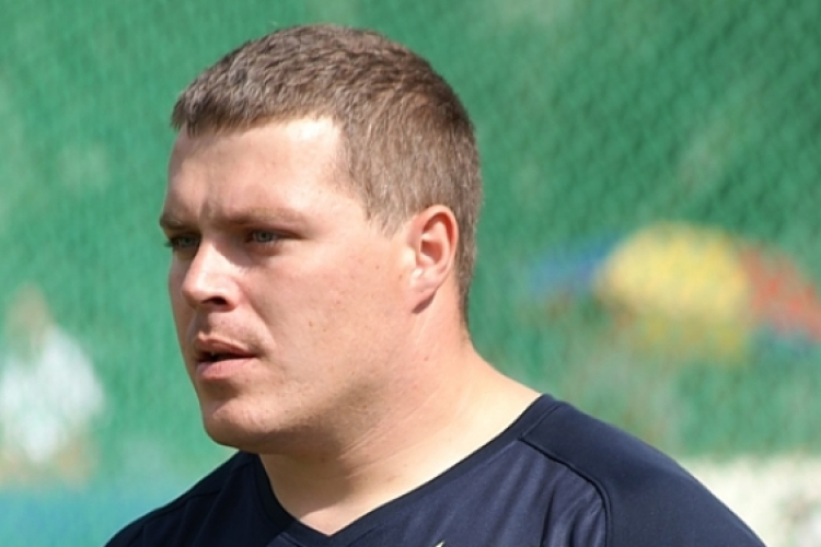 Pars győzött Rietiben, Kazi országos csúcsa 800-on