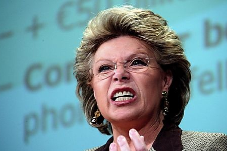 Bilderberg-találkozó - Reding: a megjelenteknek köze sincs a valósághoz