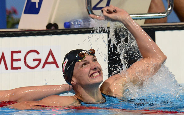 Hosszú Katinka rövidpályás világcsúcsot úszott 200 vegyesen 