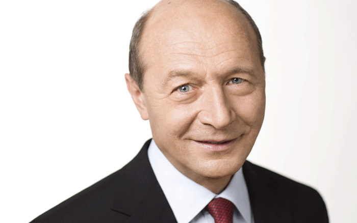 Basescu: Franciaország nem hivatkozhat a romákra Románia schengeni csatlakozásának akadályozásakor