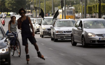 Devizahitelek - Az 'áldozatokért' demonstrál a Koppány Csoport