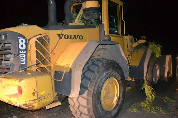 Erőgéppel randalírozott egy férfi Mórahalmon