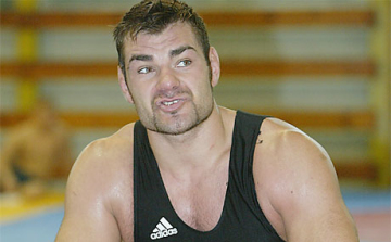 Kötöttfogású ob - Deák Bárdos 14. sikere vb-indulást ér